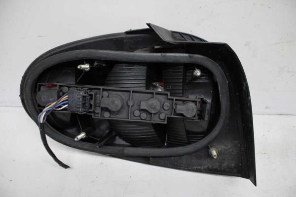 FEU ARRIERE DROIT RENAULT MEGANE CABRIOLET -10/2002 - Vue 2